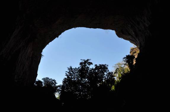 Terra Ronca 1, vista de dentro para fora, no P.E. de Terra Ronca, região de São Domingos - GO
